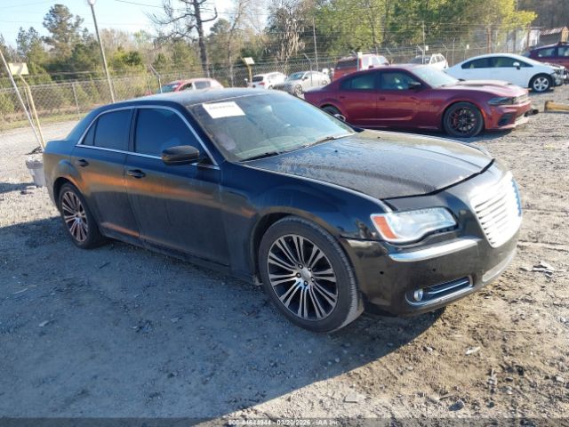 2013 Chrysler 300 S V6's photo